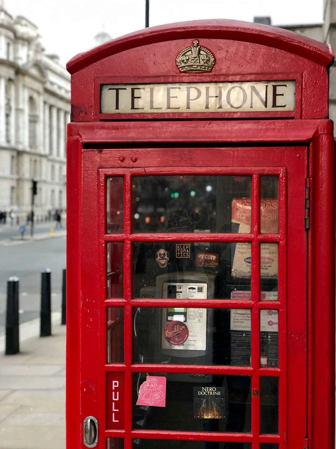 Functional London Souvenirs That Enhance Your Travels