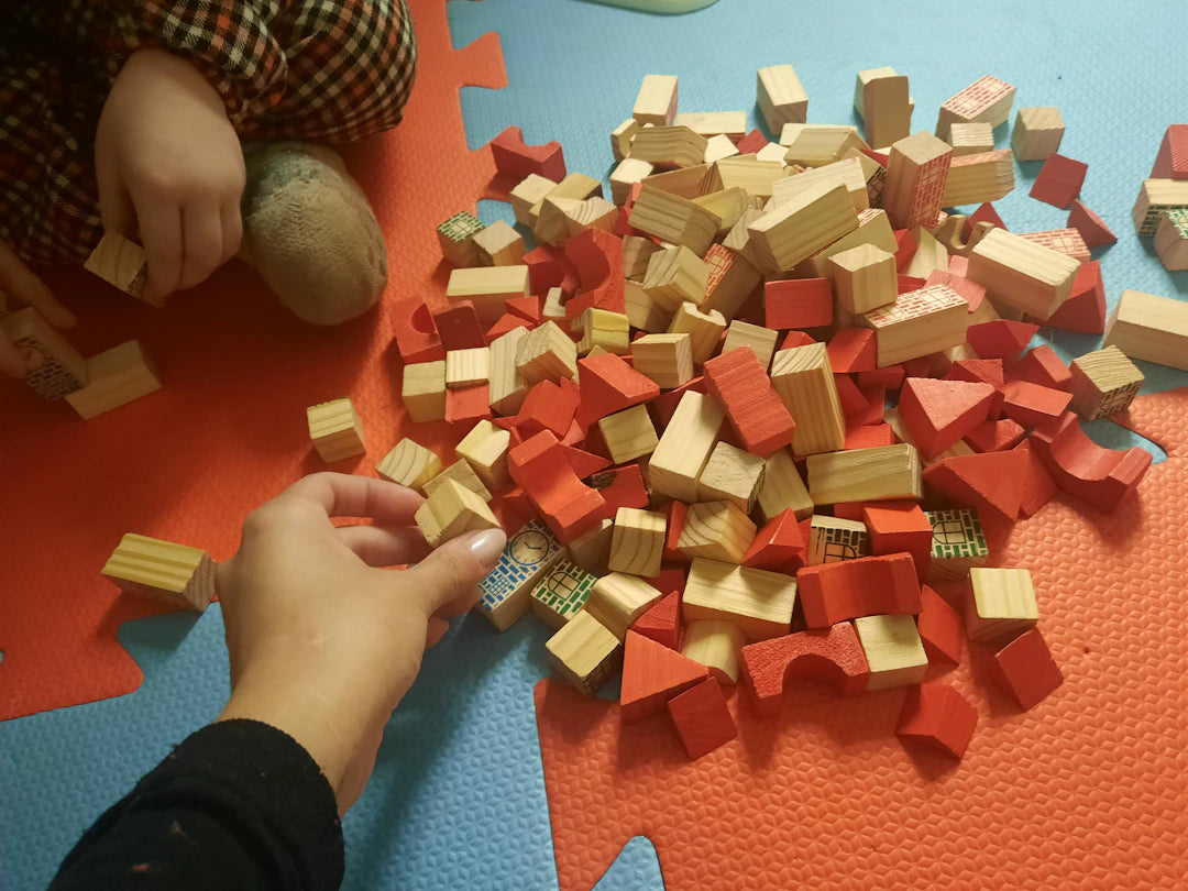 The Joys of Collaborative Play with Educative Toys