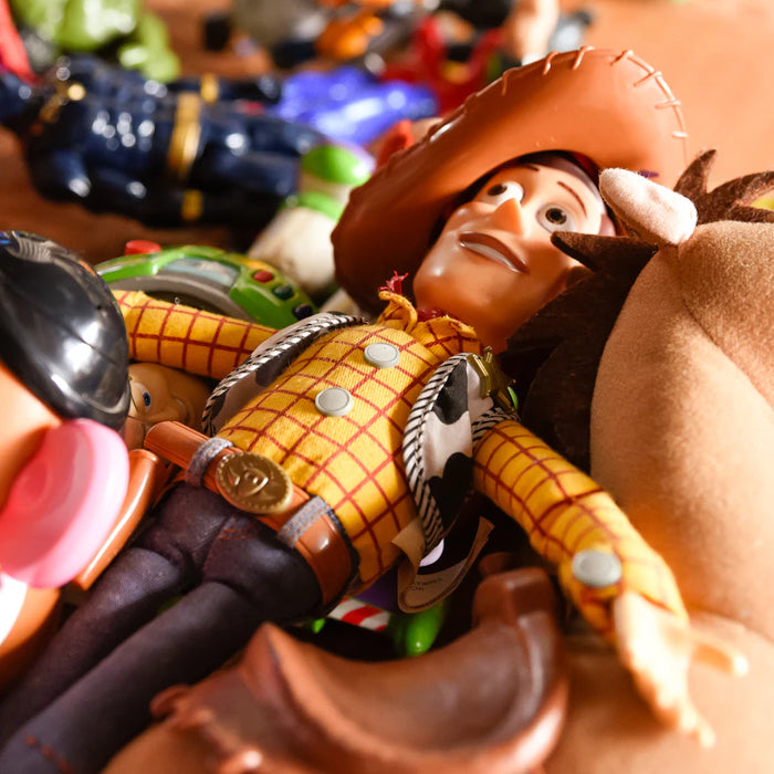 The Impact of Educative Toys on Language Acquisition