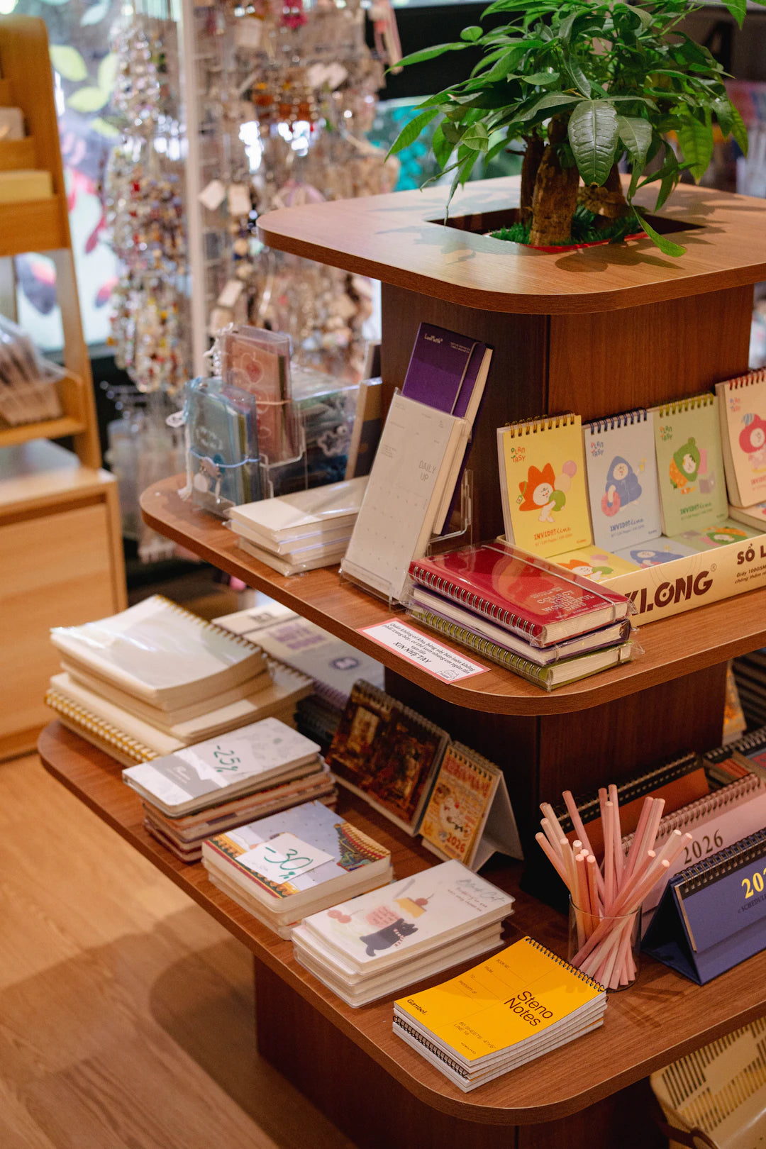 Interactive Space Stationery for Curious Young Minds