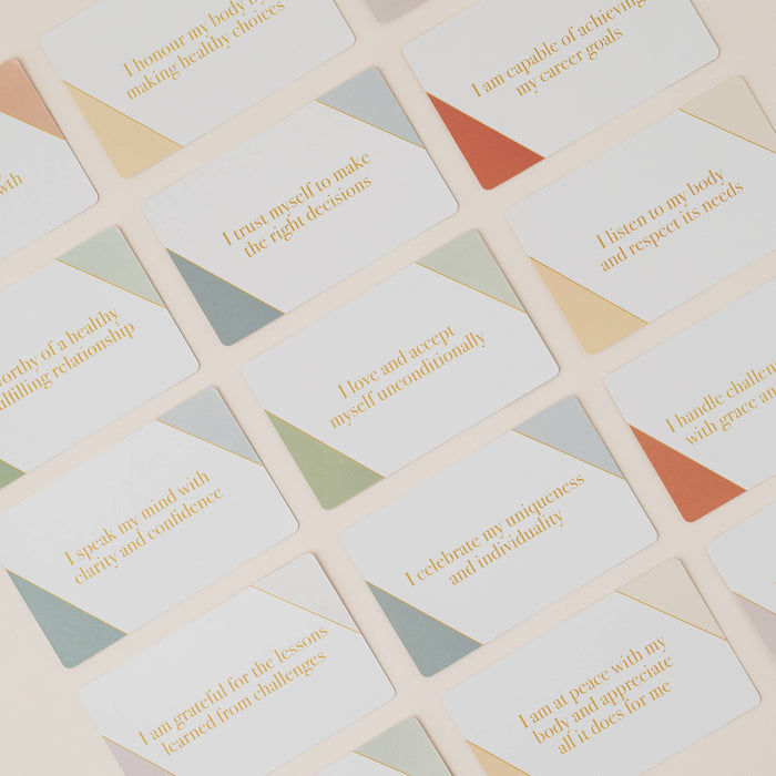 Mind Cards: The Affirmations – Daily Positive Prompt Deck